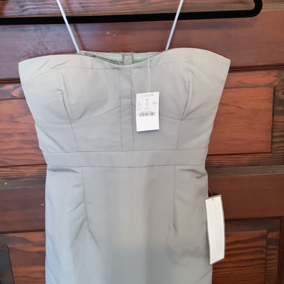 JCrew. NWT. Structured, strapless dress. Steel grey. Size 2. Cotton/silk blend. - Picture 3 of 4